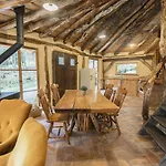 别墅 Forest Retreat With Sauna And Jacuzzi 洛什科