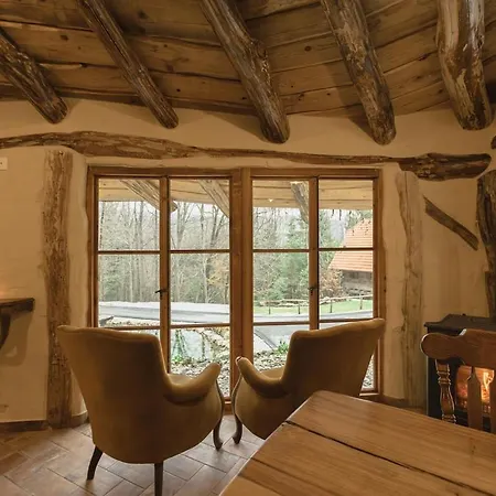 别墅 Forest Retreat With Sauna And Jacuzzi 洛什科