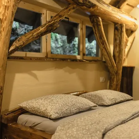 Forest Retreat With Sauna And Jacuzzi 洛什科