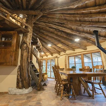 Villa Forest Retreat With Sauna And Jacuzzi