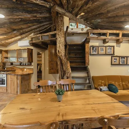 Forest Retreat With Sauna And Jacuzzi Villa *